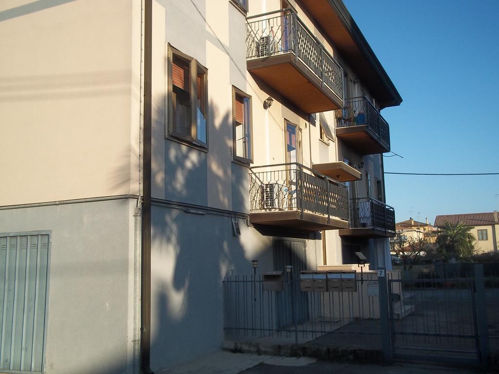 Appartamento Gronda Lagunare Tessera Exterior photo